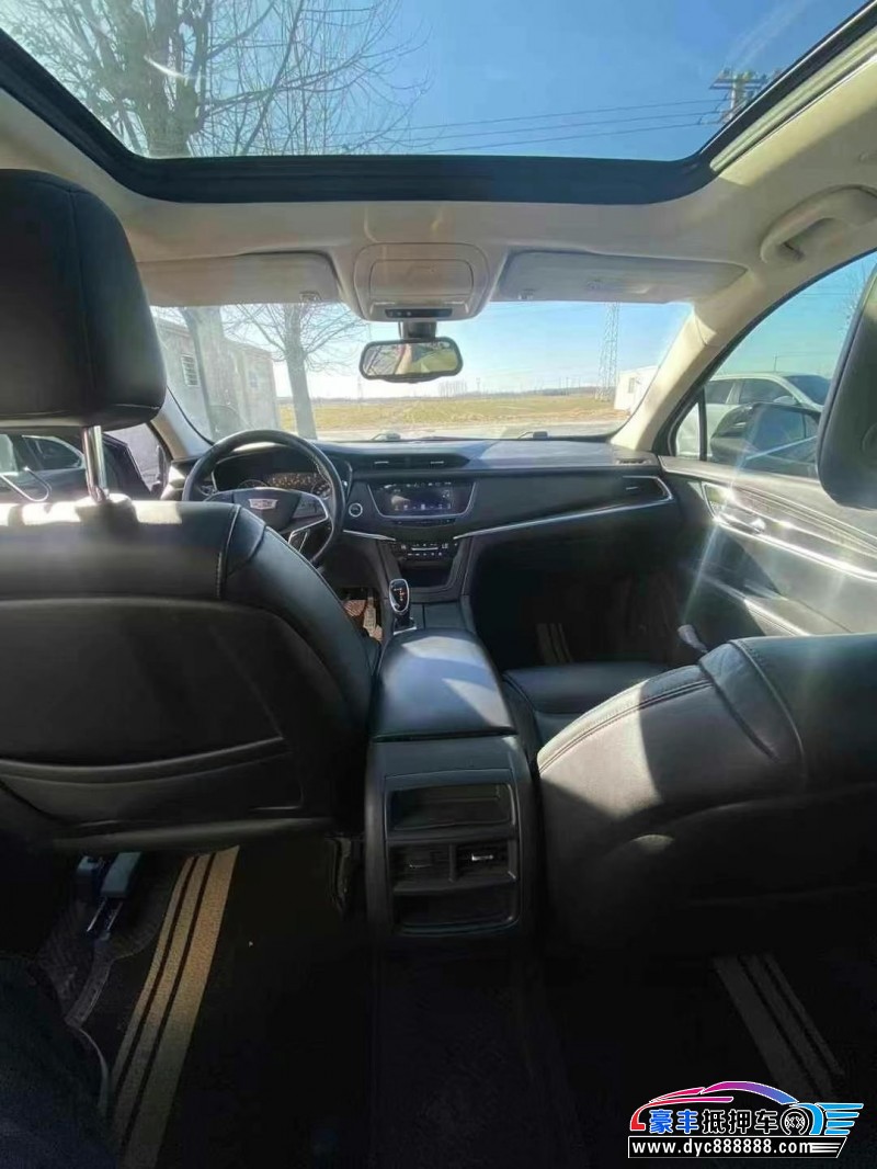 18年凯迪拉克XT5轿车抵押车出售