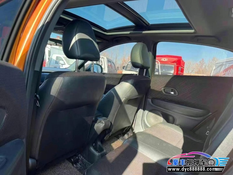 17年本田XRV轿车抵押车出售