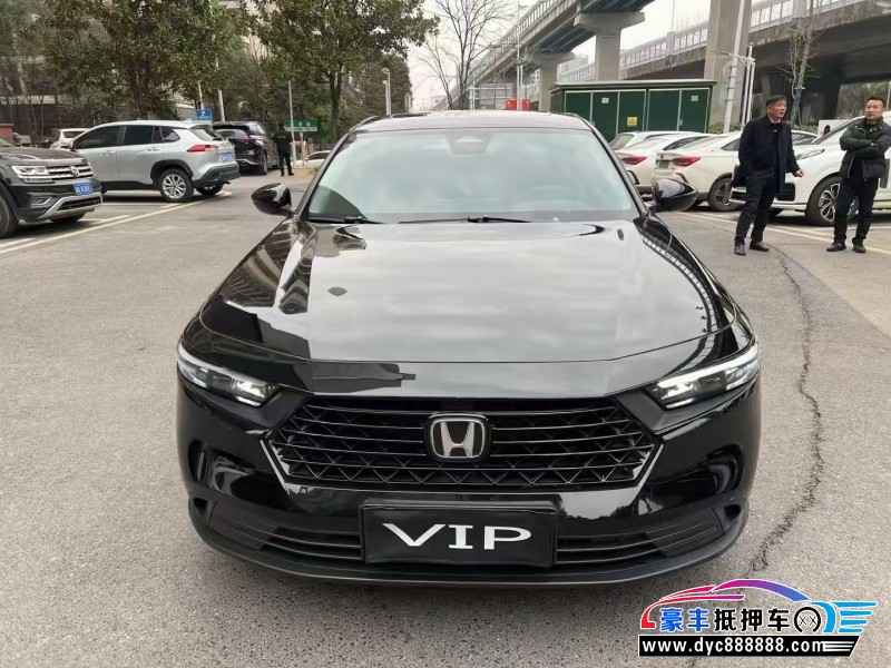 24年本田雅阁轿车抵押车出售