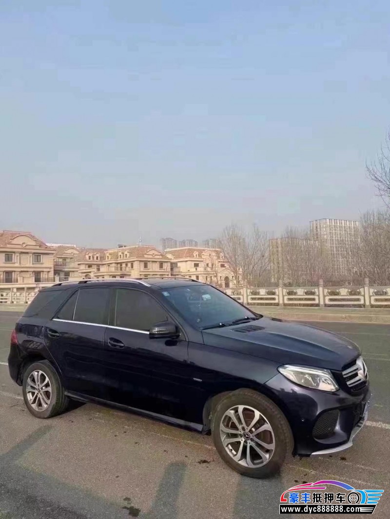 18年奔驰GLE轿车抵押车出售