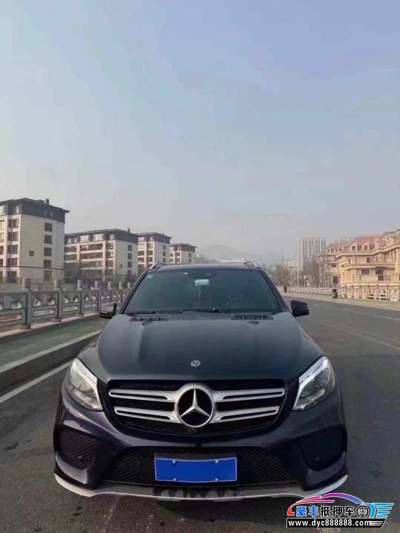 18年奔驰GLE轿车抵押车出售