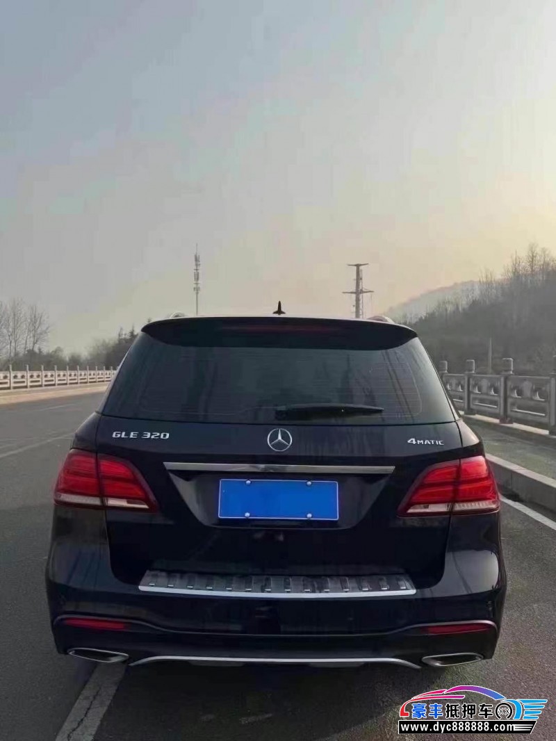 18年奔驰GLE轿车抵押车出售