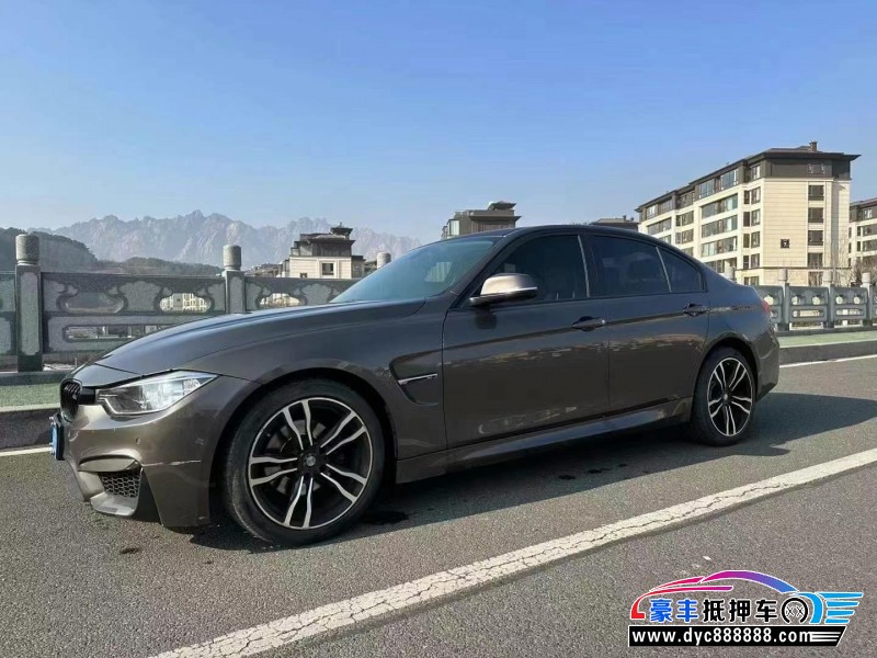 15年宝马3系轿车抵押车出售
