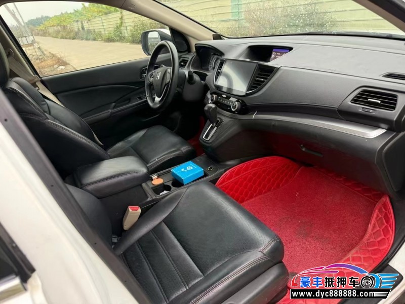 16年本田CR-V轿车抵押车出售