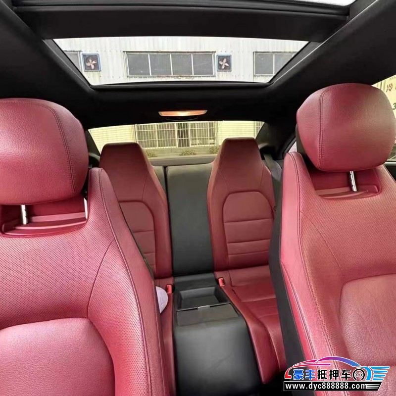 14年奔驰E轿车抵押车出售