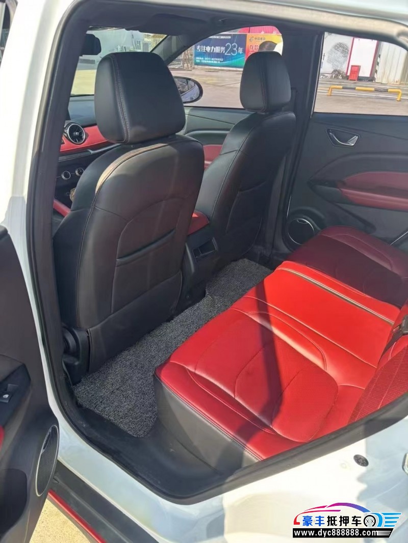 21年东风风光500轿车抵押车出售