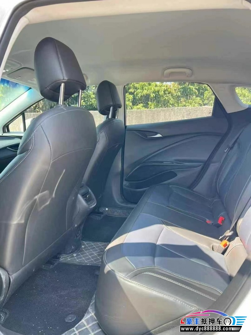 23年别克微蓝轿车抵押车出售