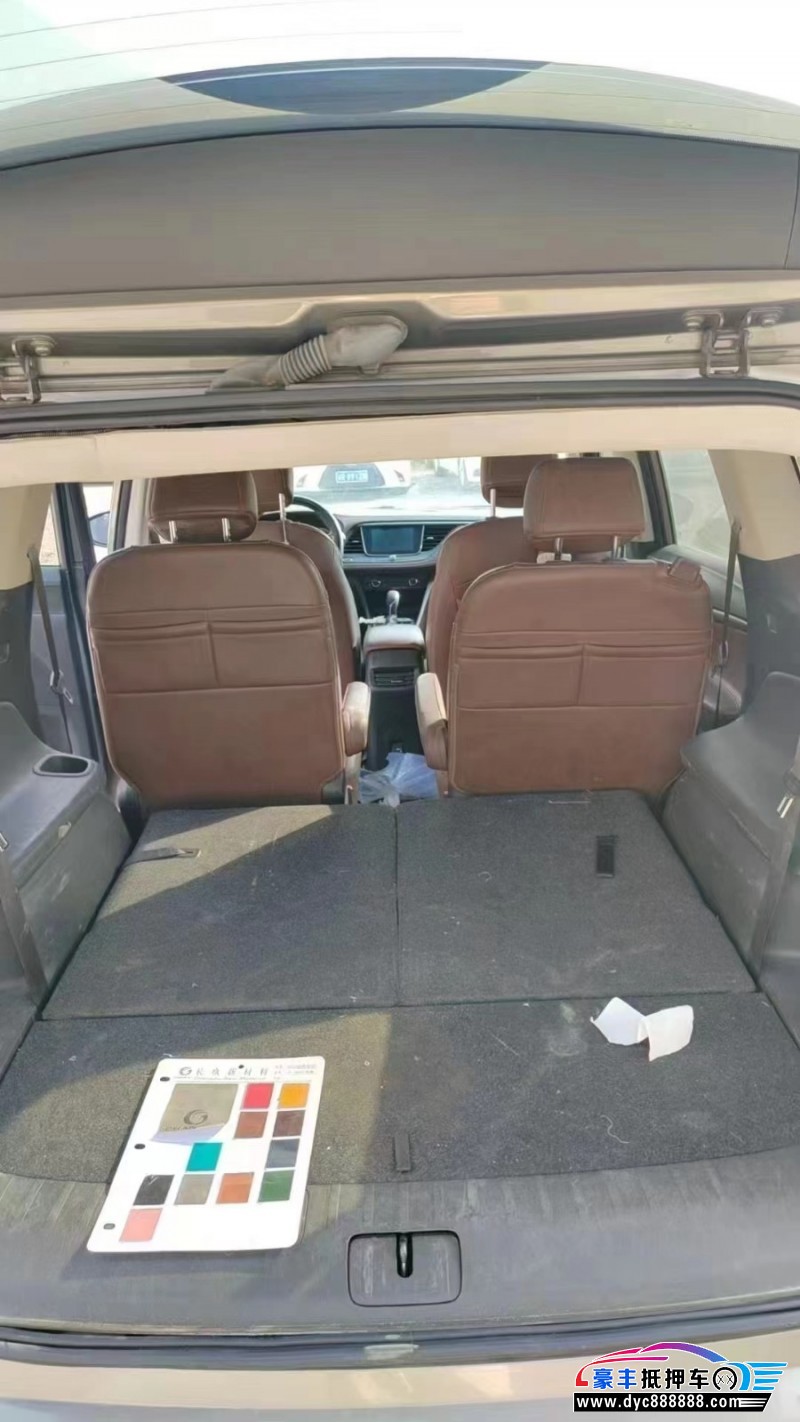 18年别克别克GL6轿车抵押车出售