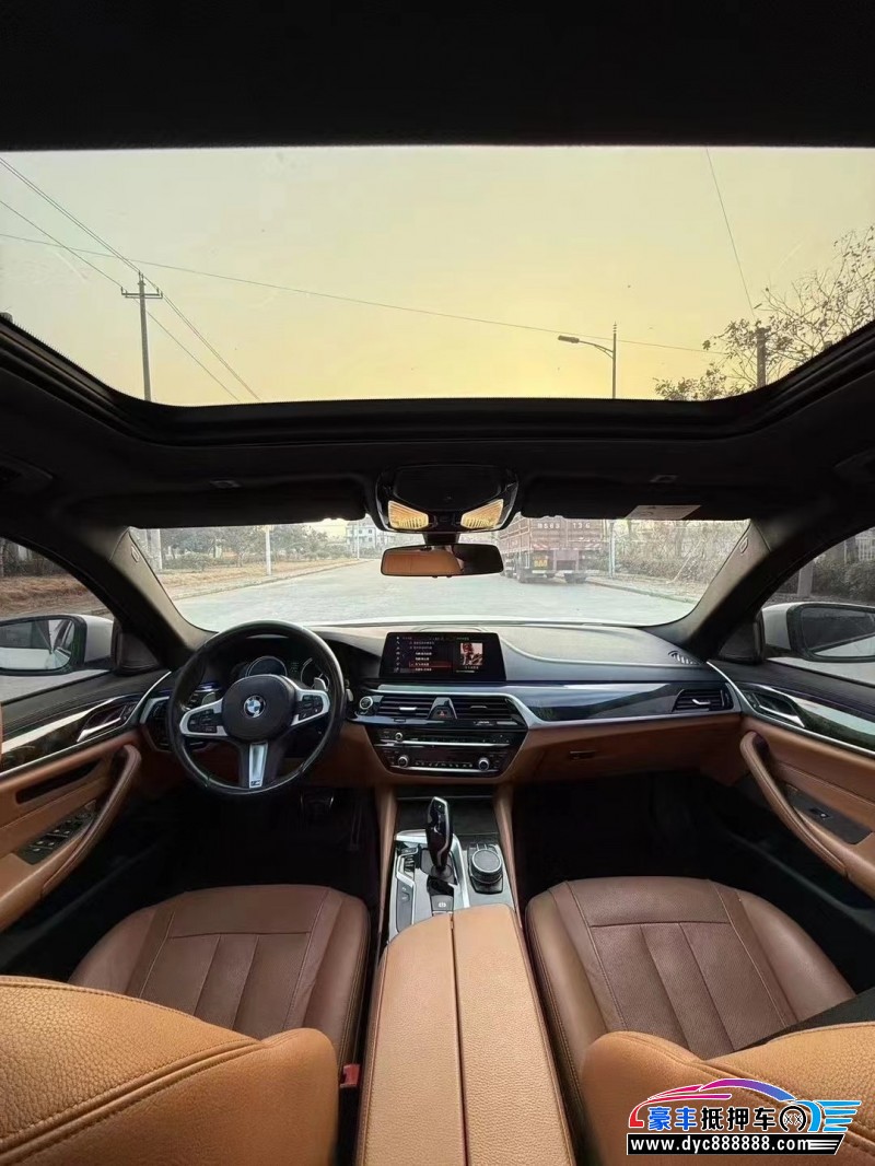 18年宝马5系轿车抵押车出售