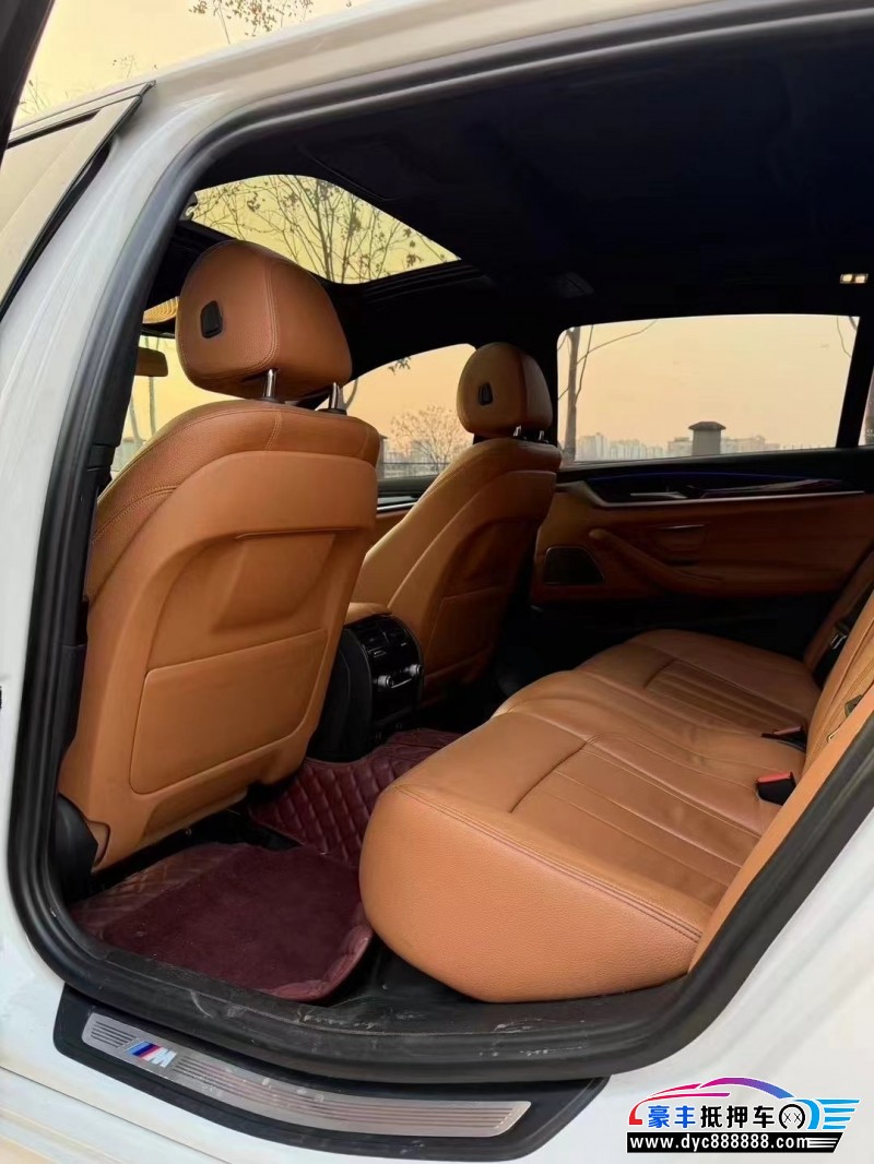 18年宝马5系轿车抵押车出售