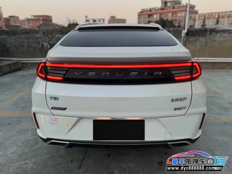 22年启辰T90轿车抵押车出售