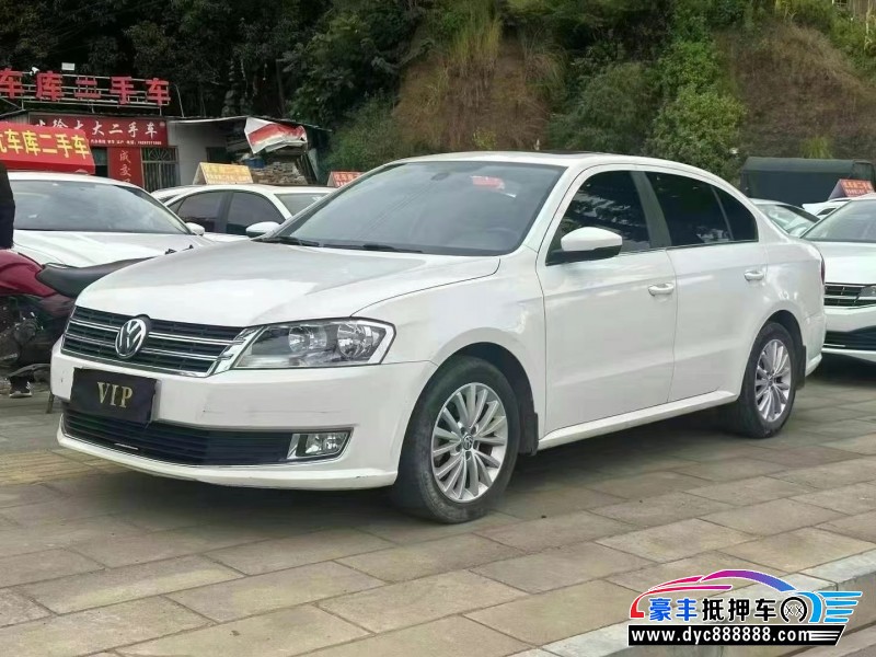 15年大众朗逸轿车抵押车出售