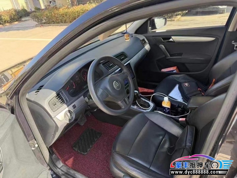 16年大众朗逸轿车抵押车出售