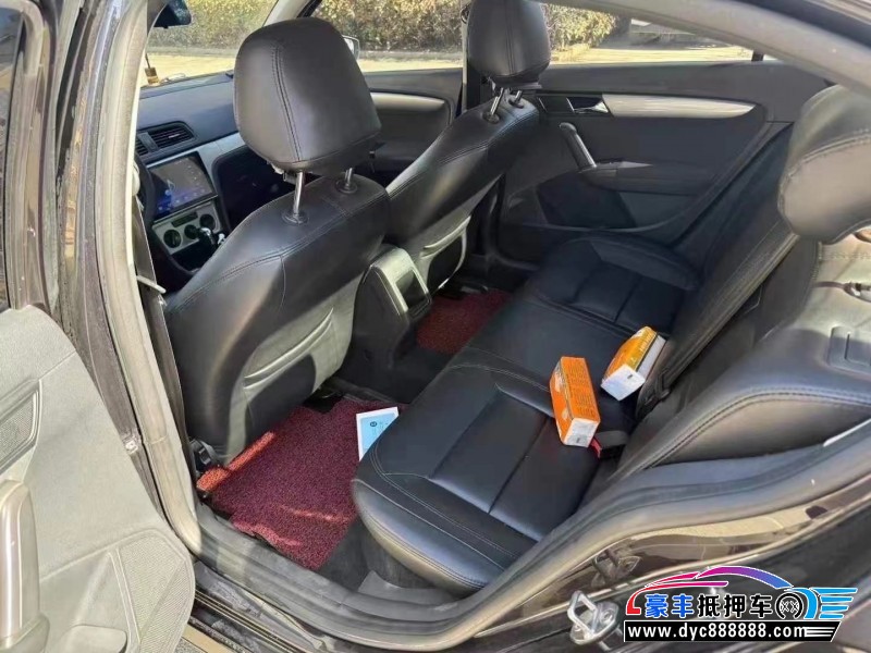 16年大众朗逸轿车抵押车出售