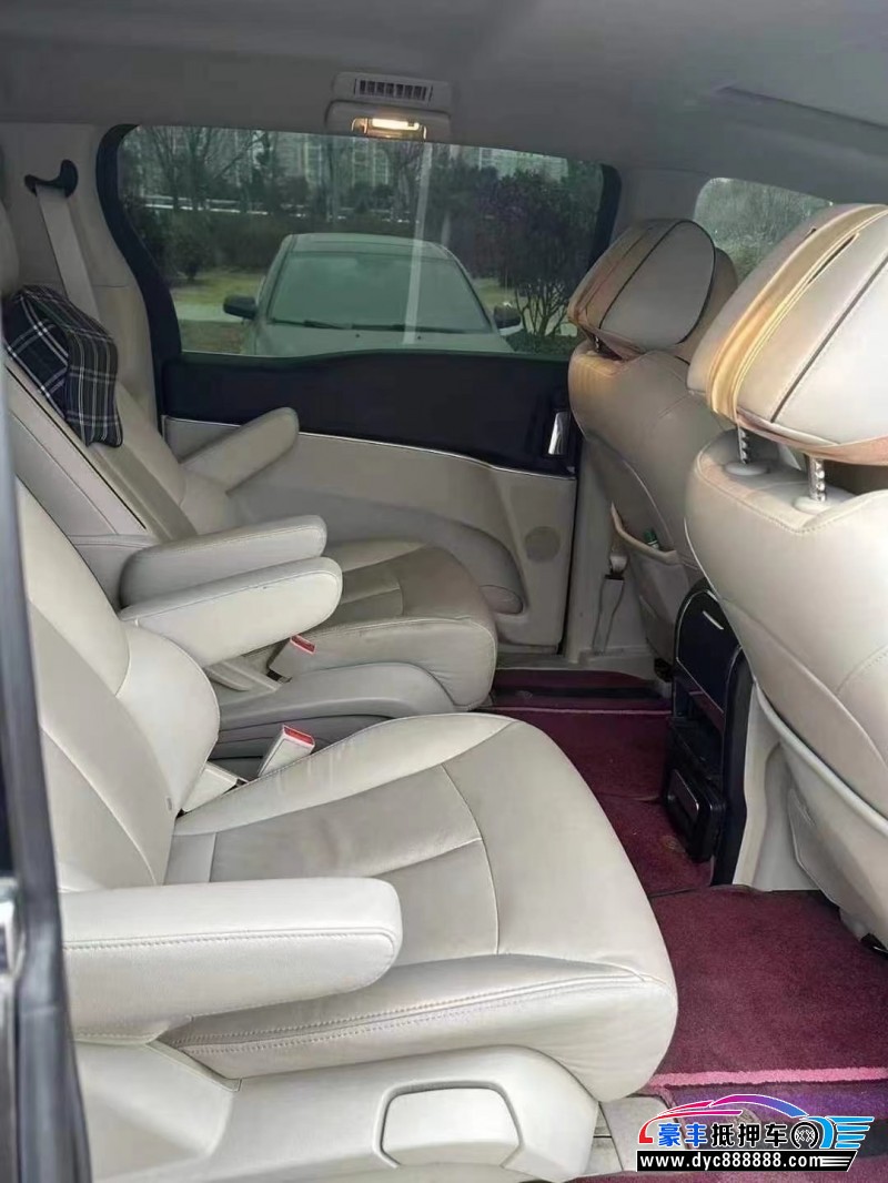 20年别克GL8轿车抵押车出售