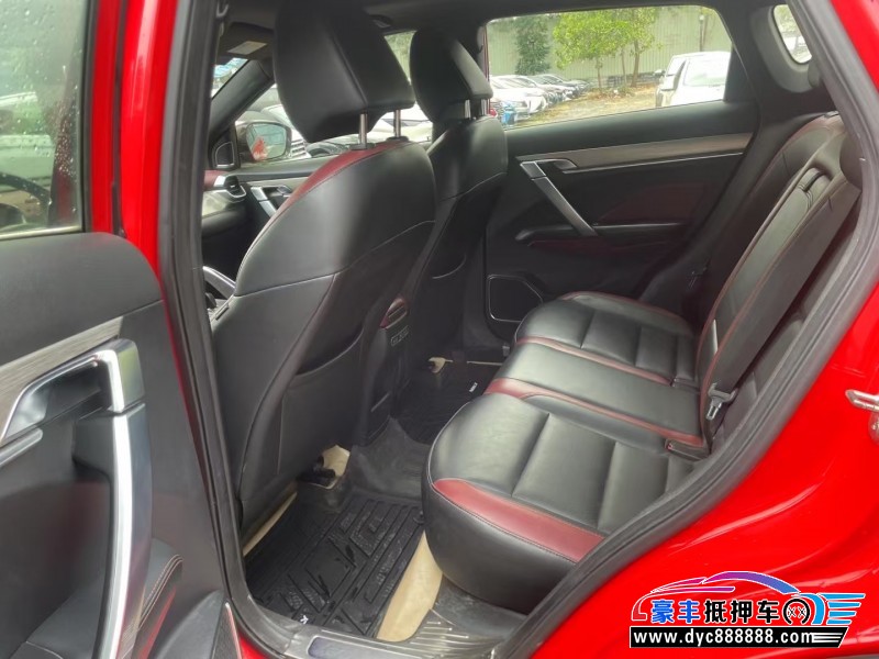 19年吉利缤越轿车抵押车出售