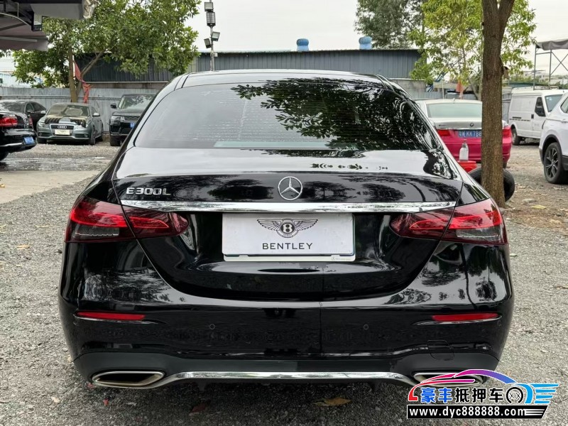 21年奔驰E轿车抵押车出售