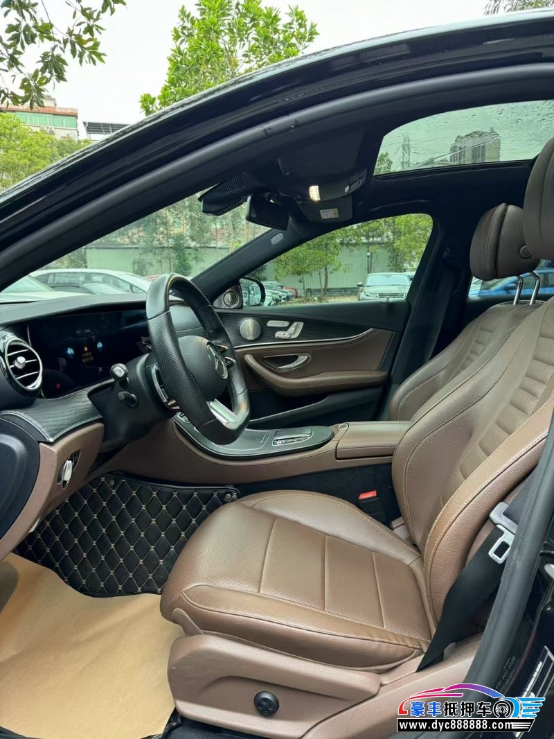 21年奔驰E轿车抵押车出售