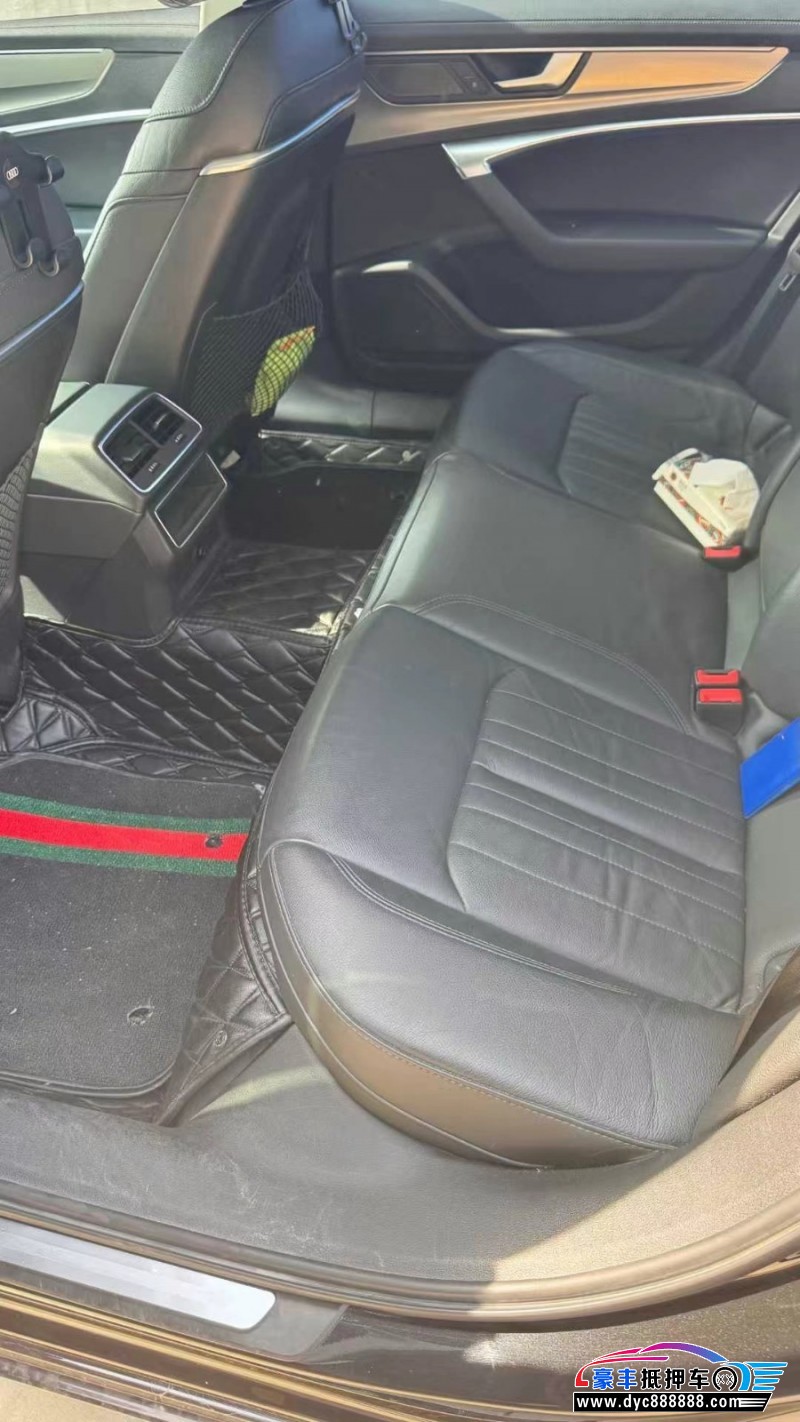 20年奥迪A6L轿车抵押车出售