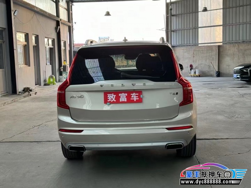 17年沃尔沃XC90轿车抵押车出售