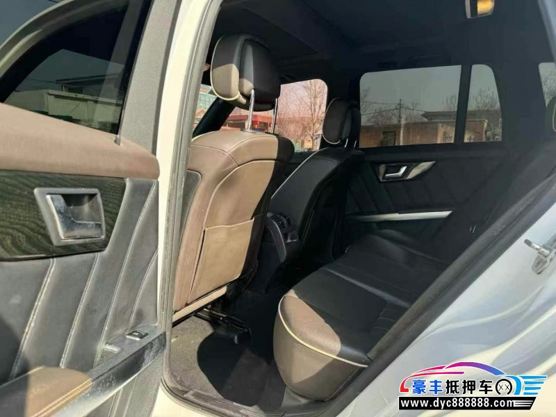 14年奔驰GLK轿车抵押车出售