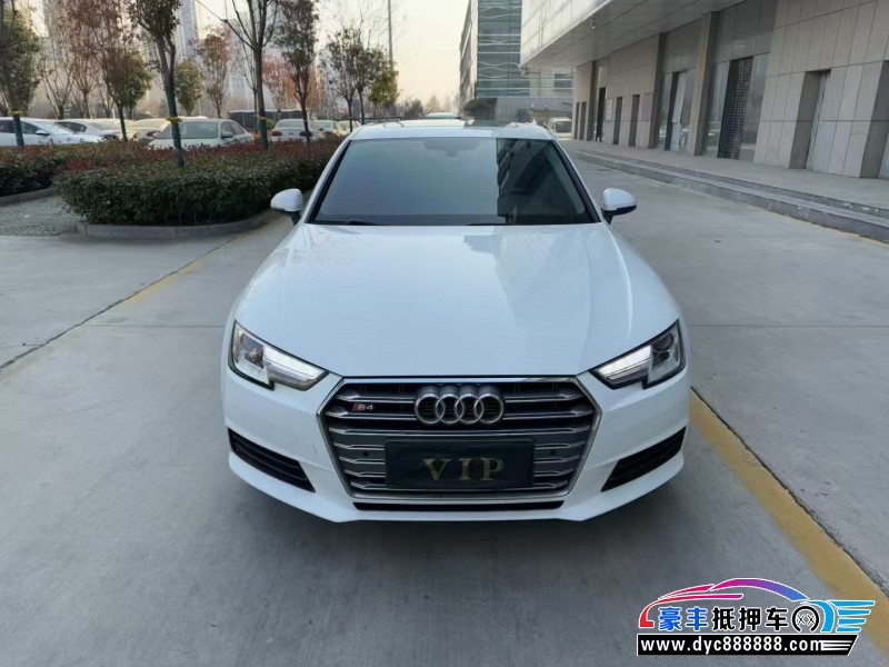 17年奥迪A4L轿车抵押车出售