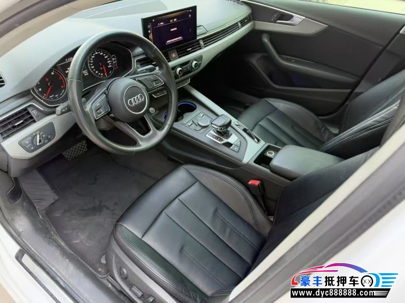 17年奥迪A4L轿车抵押车出售