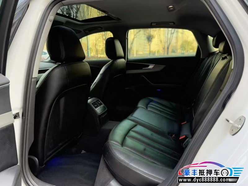 17年奥迪A4L轿车抵押车出售