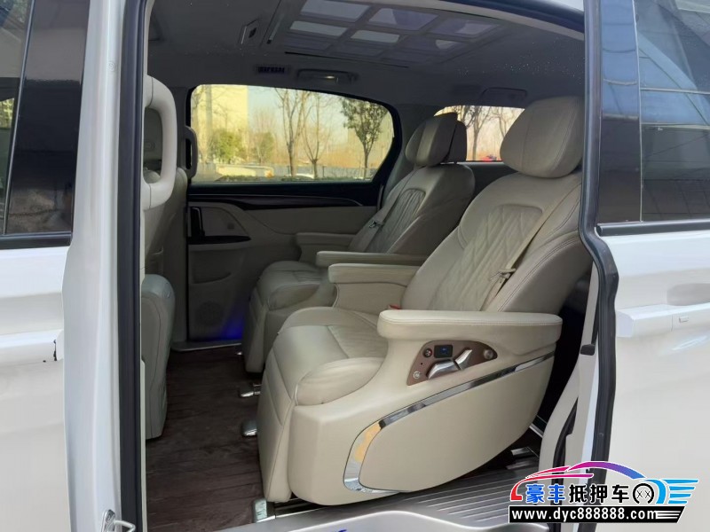 20年别克GL8轿车抵押车出售