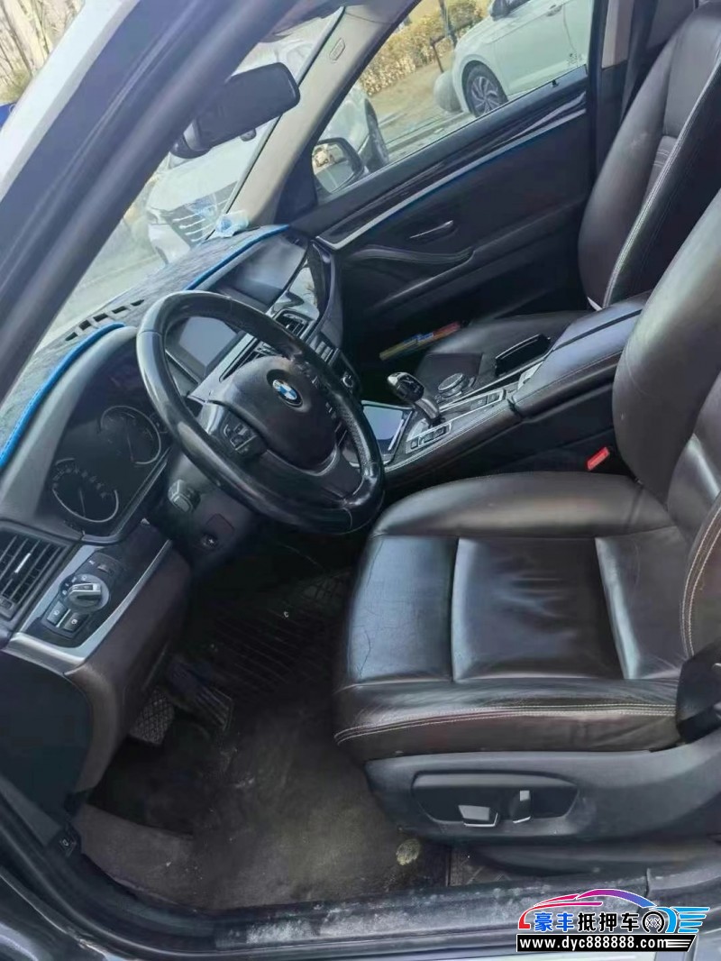 17年宝马5系轿车抵押车出售