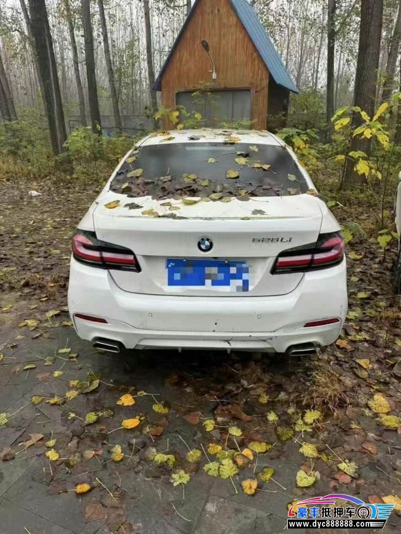 17年宝马5系轿车抵押车出售