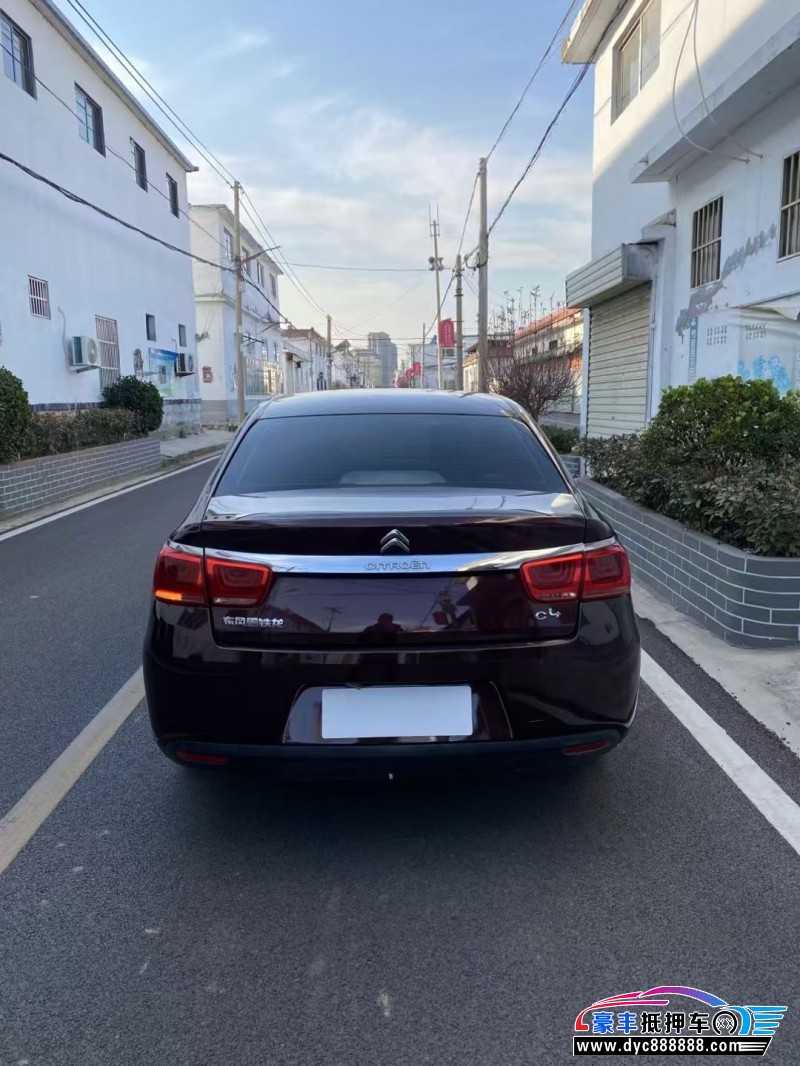 17年雪铁龙世嘉轿车抵押车出售