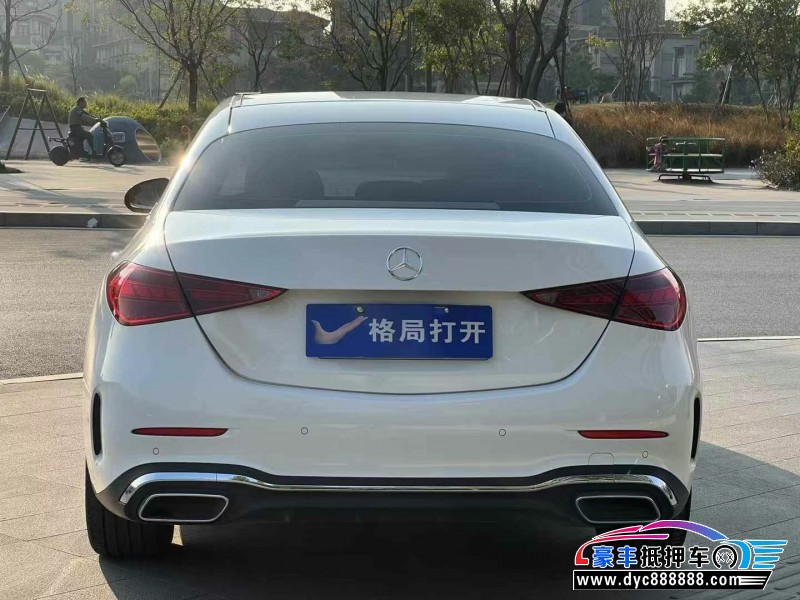 22年奔驰C轿车抵押车出售