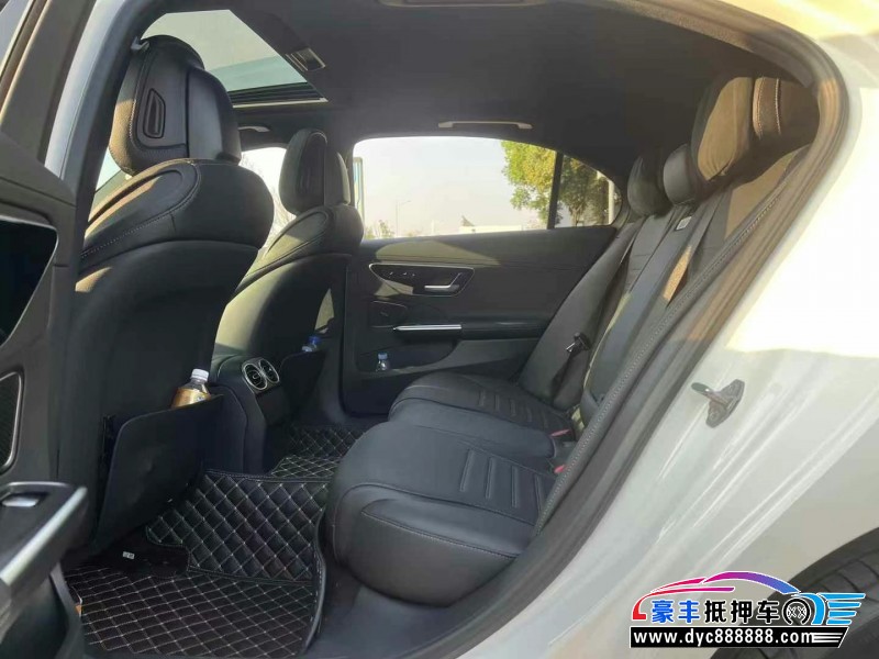 22年奔驰C轿车抵押车出售