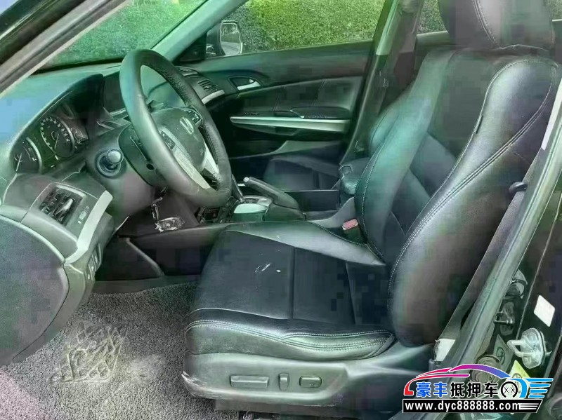 14年本田歌诗图轿车抵押车出售