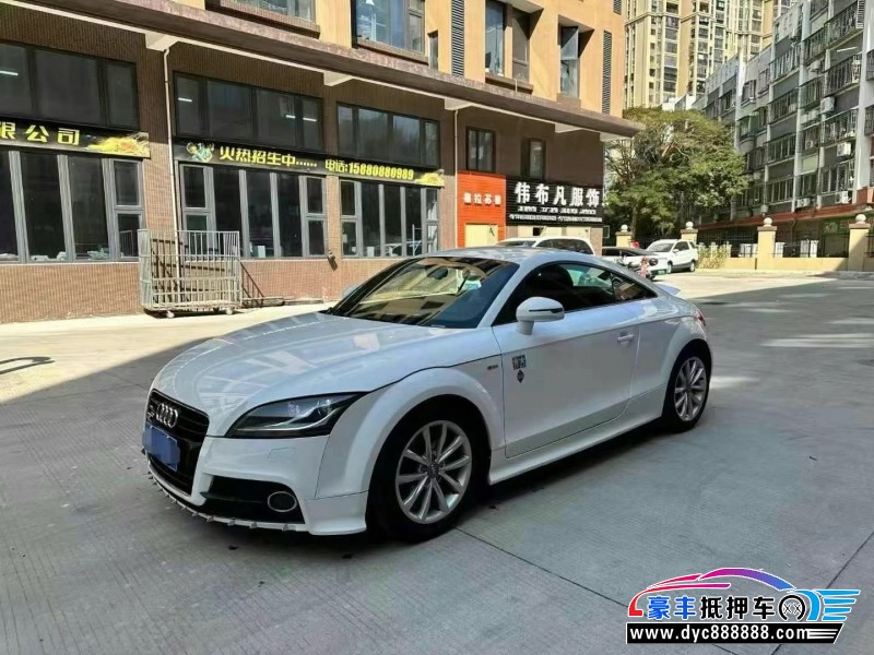 14年奥迪TT轿车抵押车出售