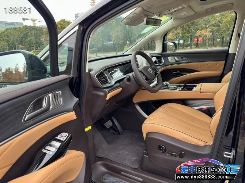 24年腾势D9轿车抵押车出售