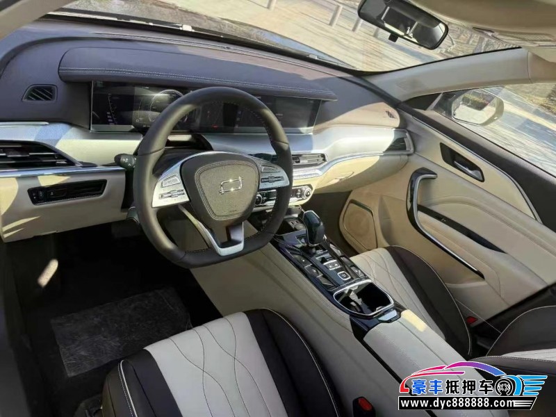 24年奔腾T77轿车抵押车出售