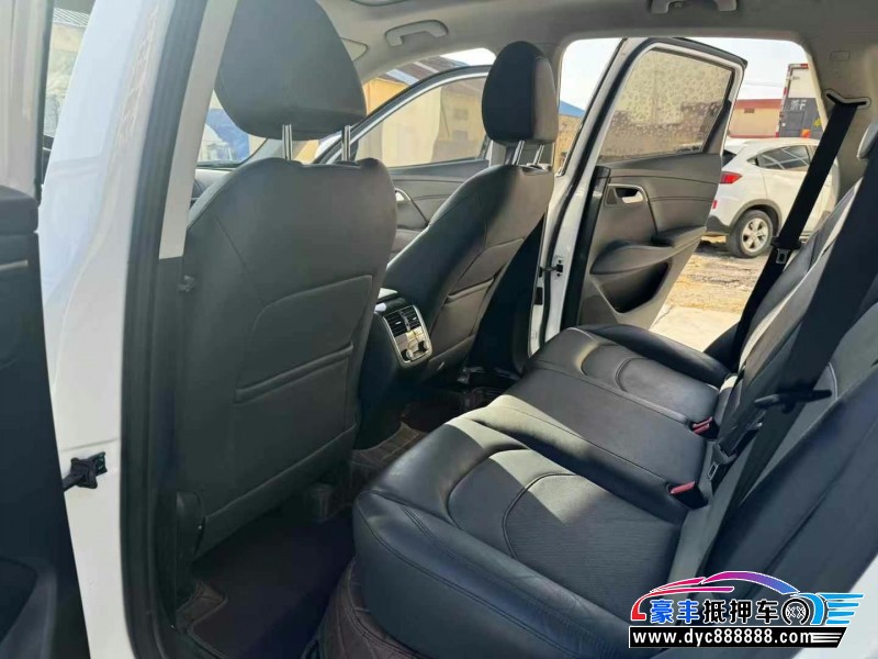 17年宝沃宝沃BX7轿车抵押车出售