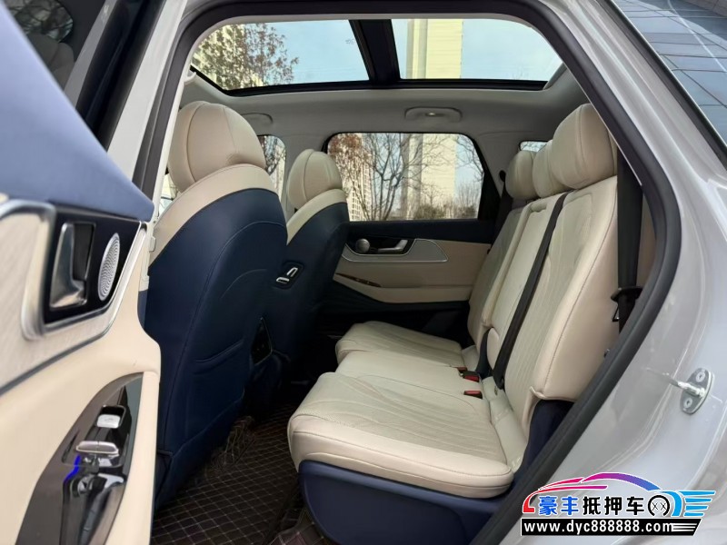 24年奇瑞风云轿车抵押车出售