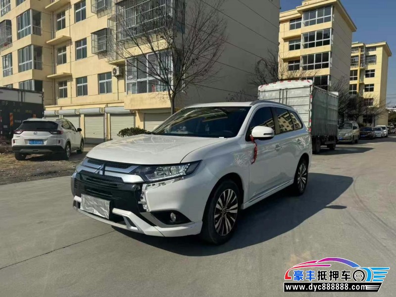 22年三菱欧蓝德轿车抵押车出售