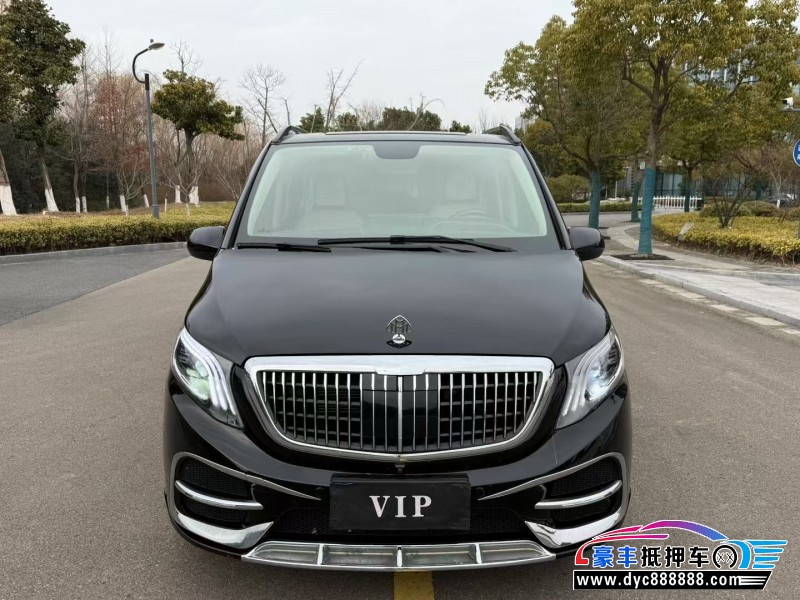 21年奔驰威霆轿车抵押车出售