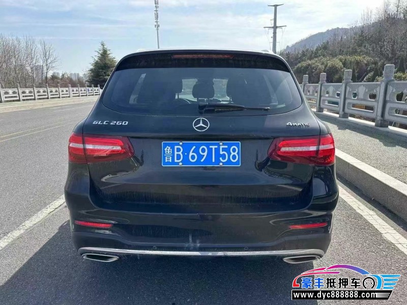 17年奔驰GLC轿车抵押车出售