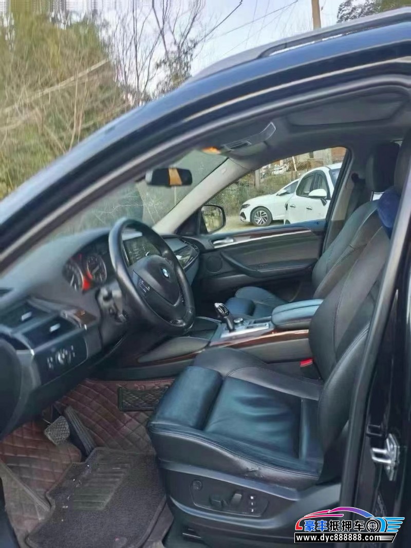 13年宝马X6轿车抵押车出售