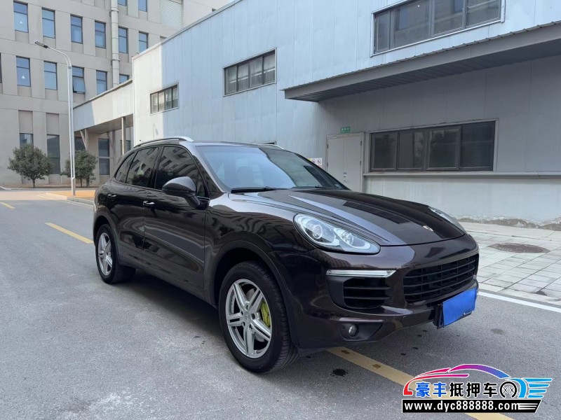 16年保时捷卡宴SUV抵押车出售