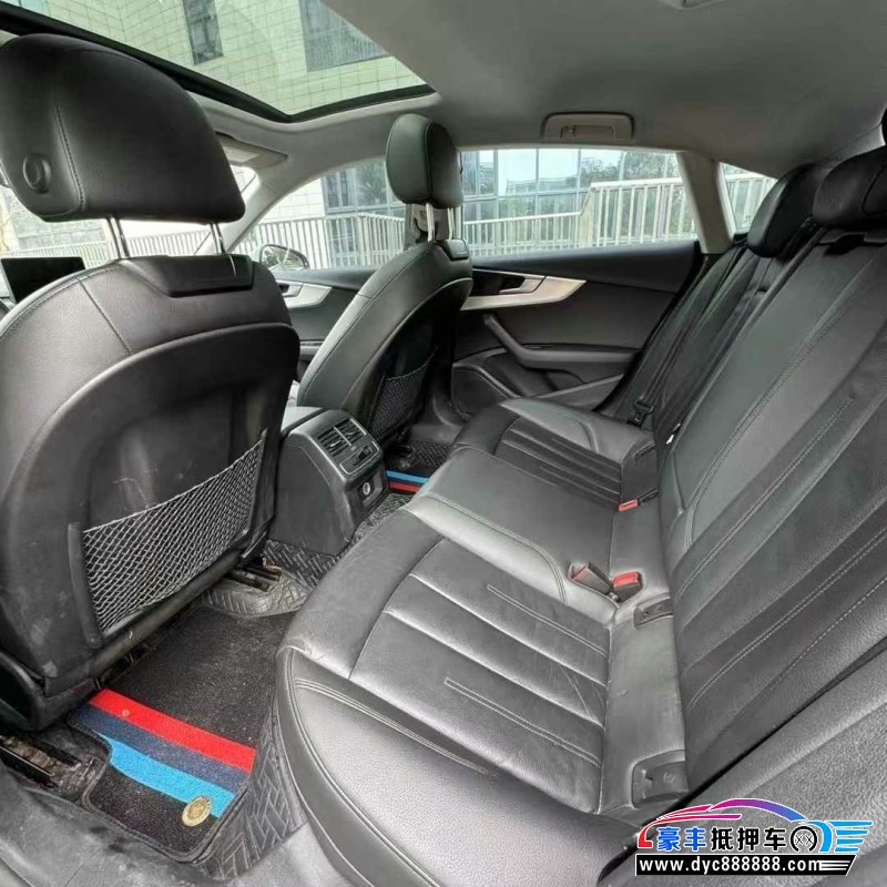 19年奥迪A5轿车抵押车出售