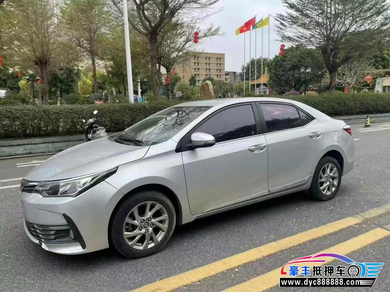 17年丰田卡罗拉轿车抵押车出售