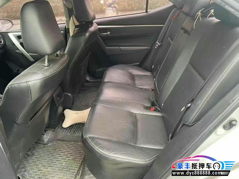 17年丰田卡罗拉轿车抵押车出售