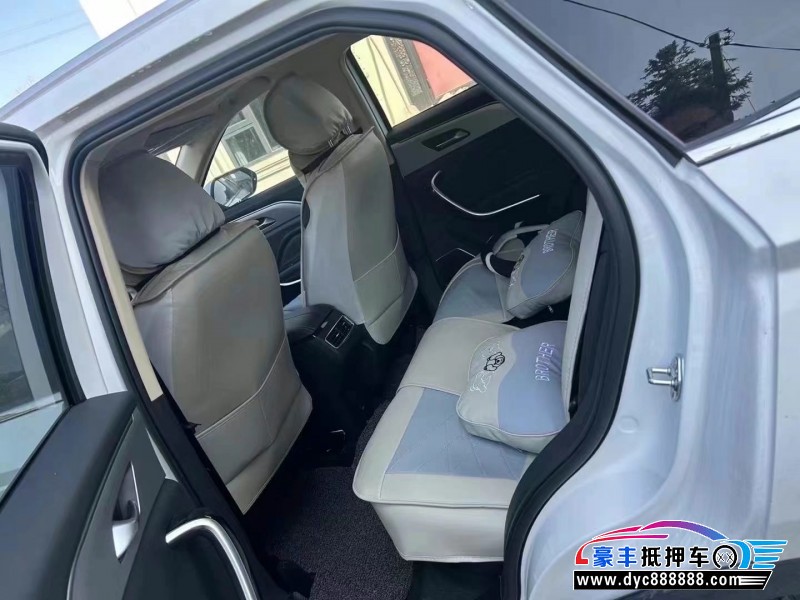 24年奔腾T77轿车抵押车出售