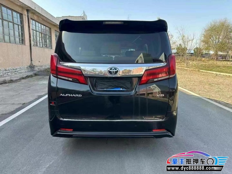 19年丰田埃尔法轿车抵押车出售